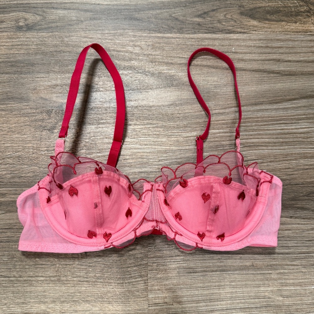 ADORE ME Hearts Coquette Valentine’s Day Bra | 32B